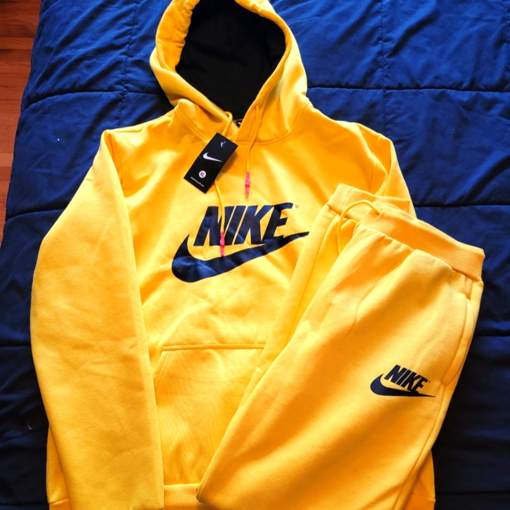 Mens yellow Nike Jogger set